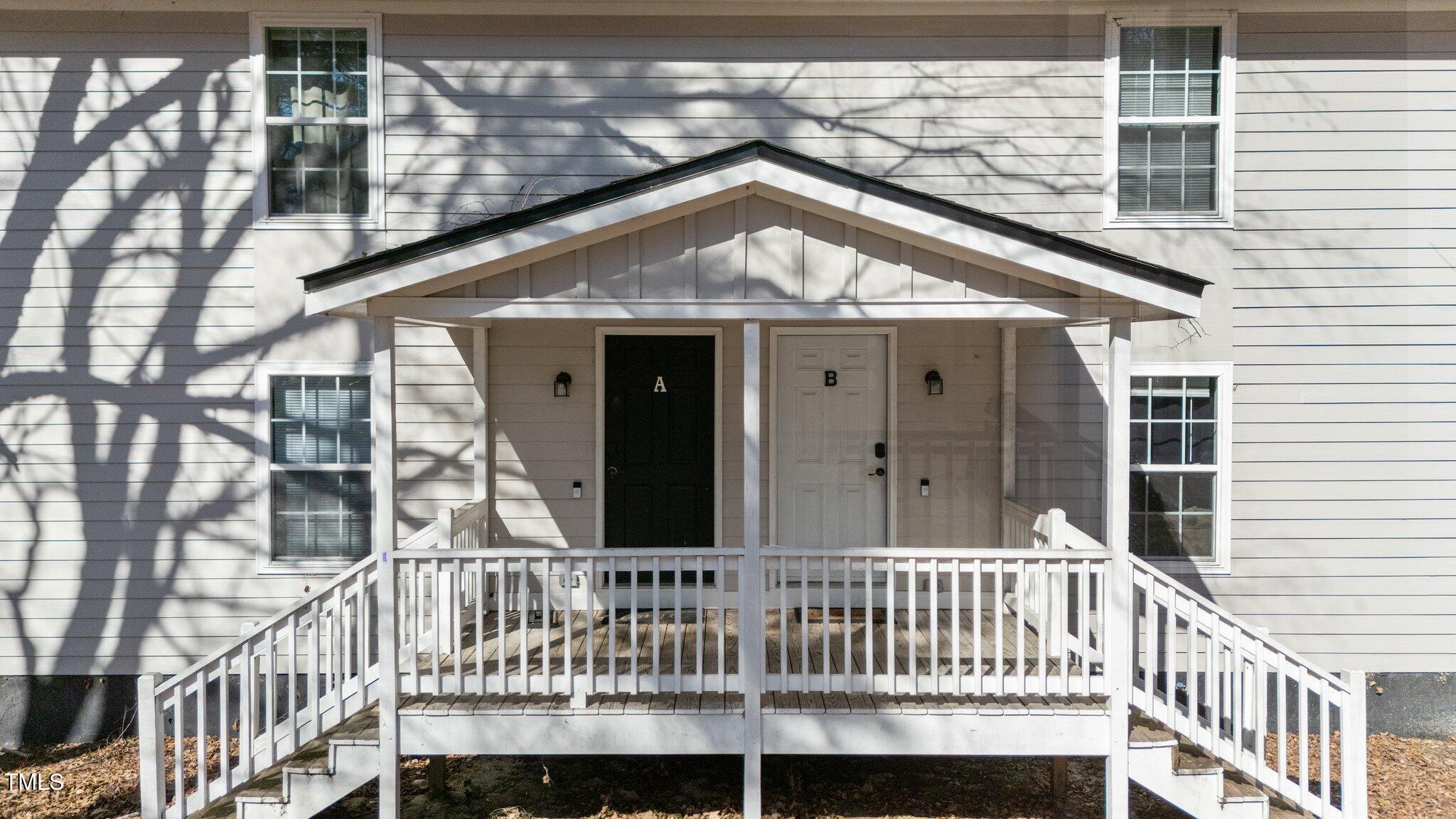 110 Ridge Place Greenville, NC 27834 - Photo 45 of 55 Front Porch - Close-up View - 2