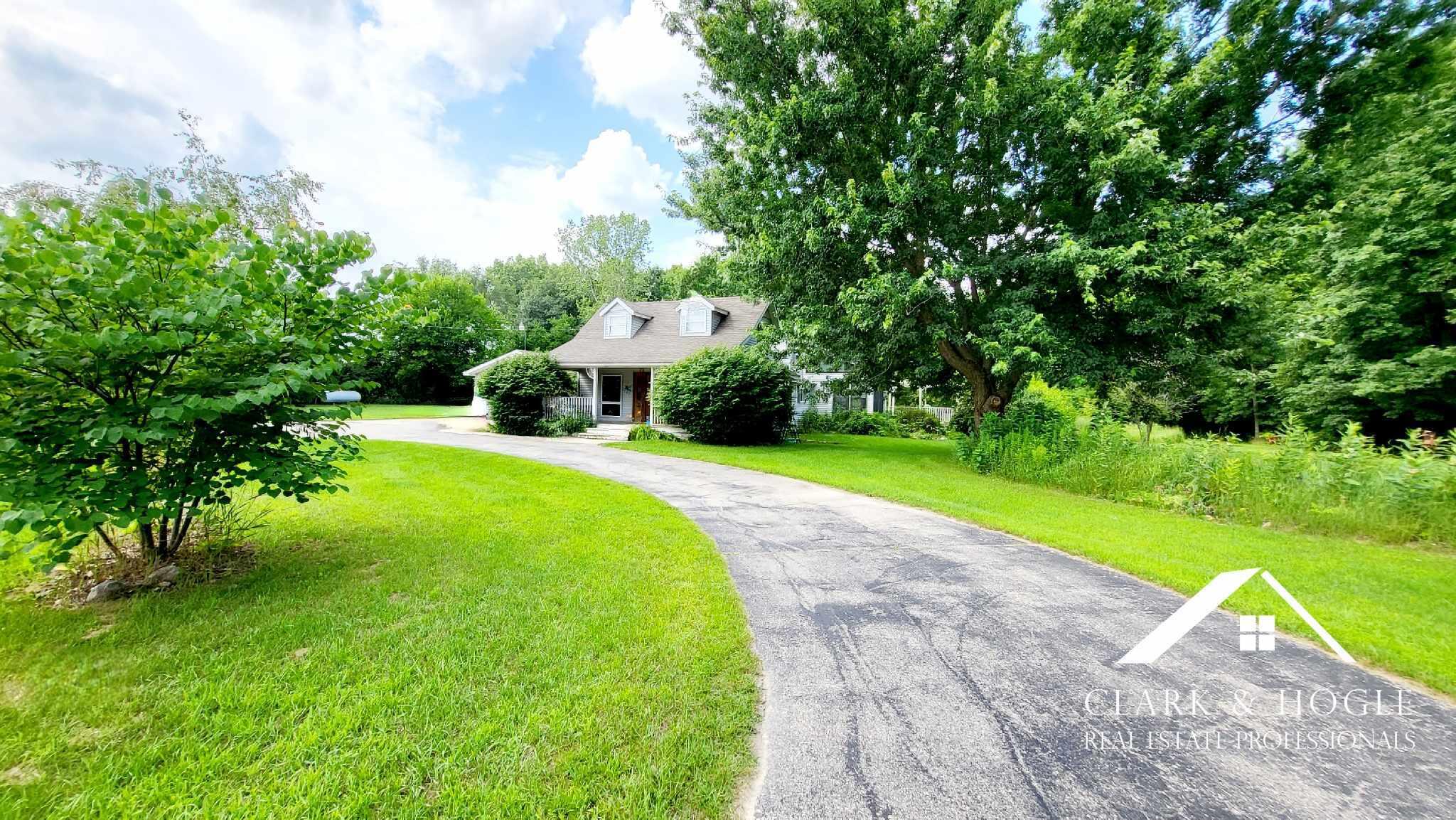 9271 East Sidney Road Crystal, MI 48818 - Photo 2 of 39 362237245_626285785939864_69916693528016