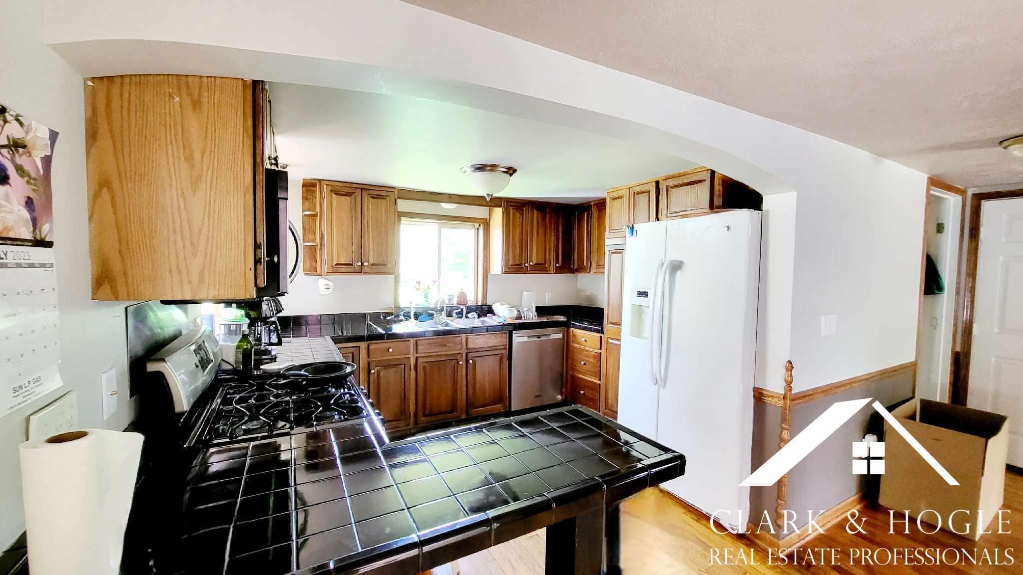 9271 East Sidney Road Crystal, MI 48818 - Photo 28 of 39 362253414_1212200412808365_3022163371887
