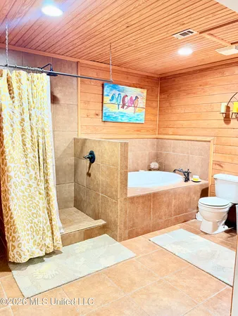$199,000 | 1208 Medallion Drive, Greenwood, MS 38930