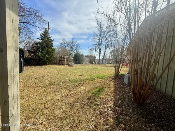 $199,000 | 1208 Medallion Drive, Greenwood, MS 38930