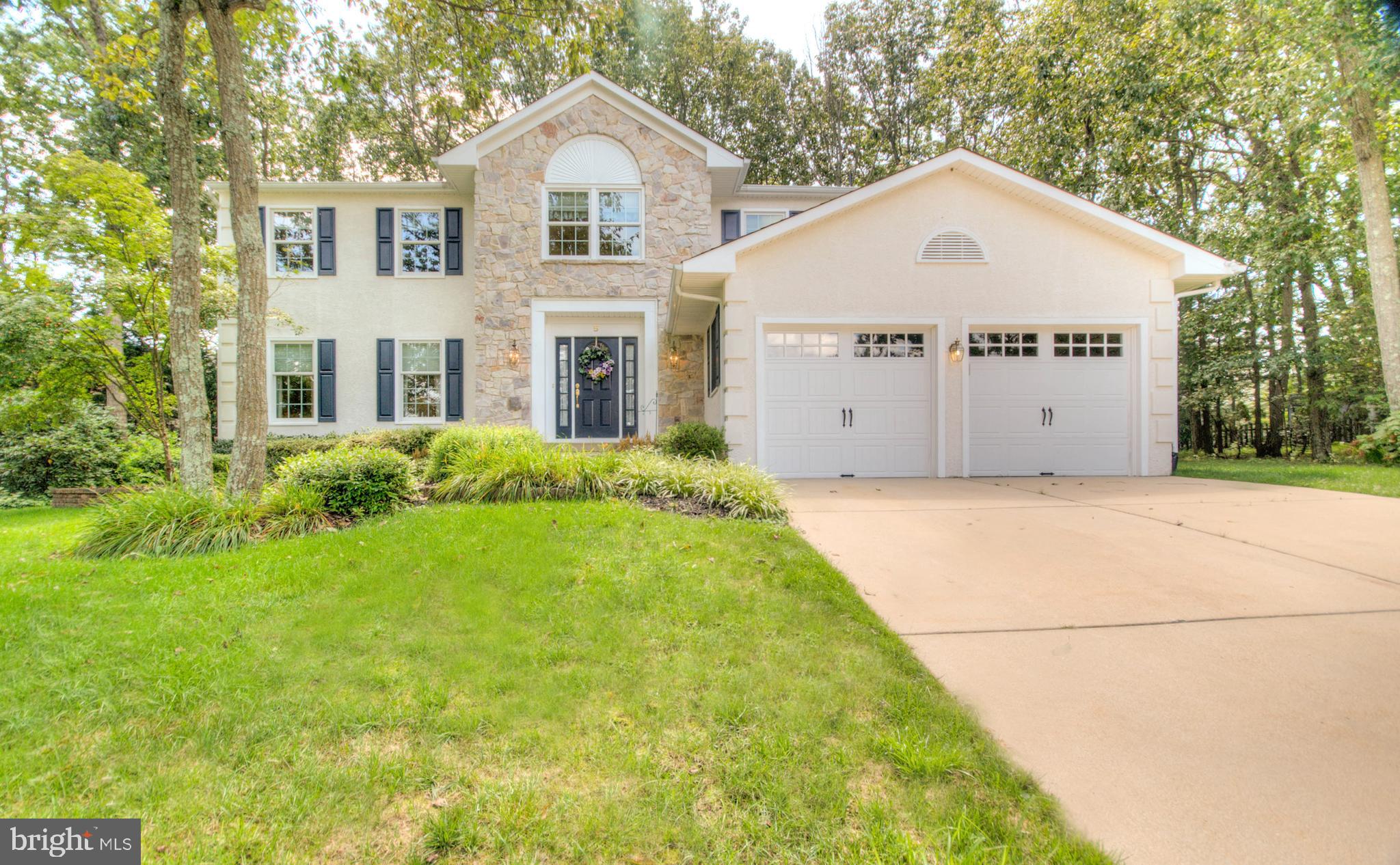 5 Ridge View Court Sicklerville, NJ 08081 - Photo 4 of 68 Gallery Image 4