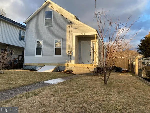 a view of a house with a patio