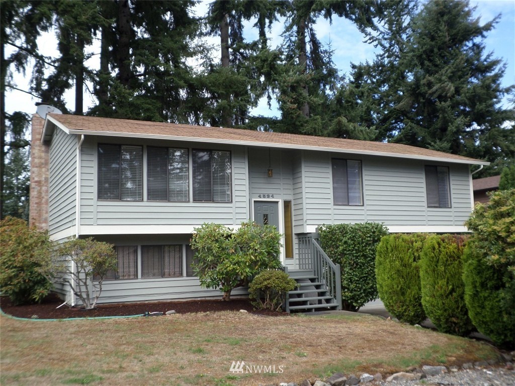 4524 Southeast 4th Place Renton, WA 98059 - Photo 1 of 17