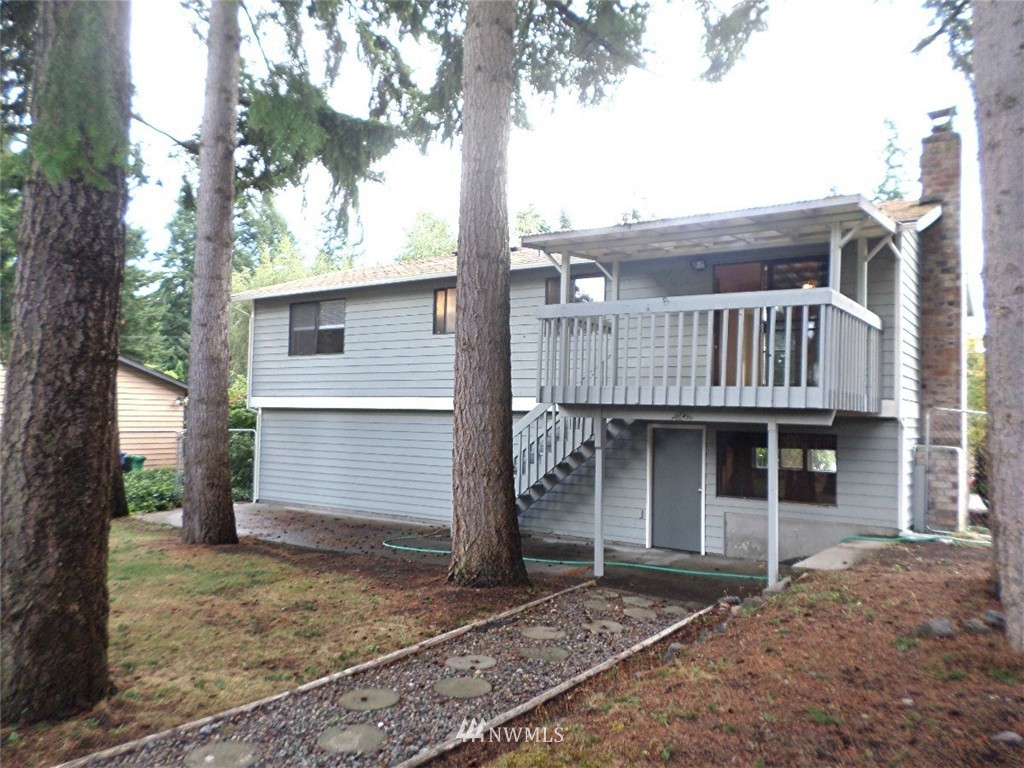4524 Southeast 4th Place Renton, WA 98059 - Photo 16 of 17