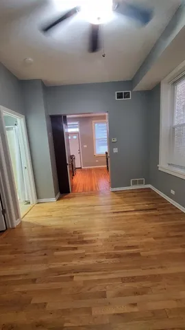 $1,800 | 1337 North Greenview Avenue, Unit 1R, Chicago, IL 60642