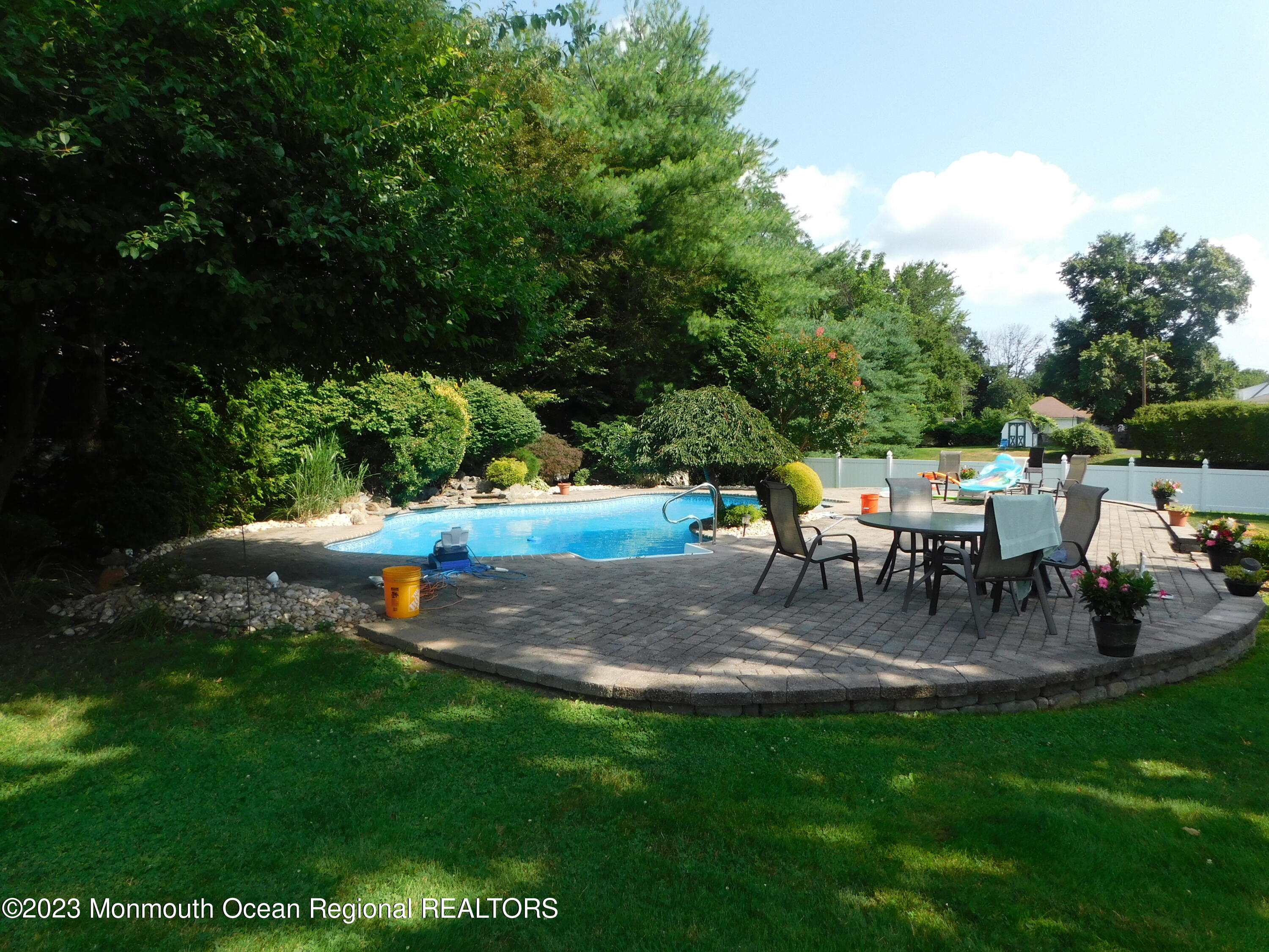 295 Broadway Freehold, NJ 07728 - Photo 23 of 39 DSCN0398