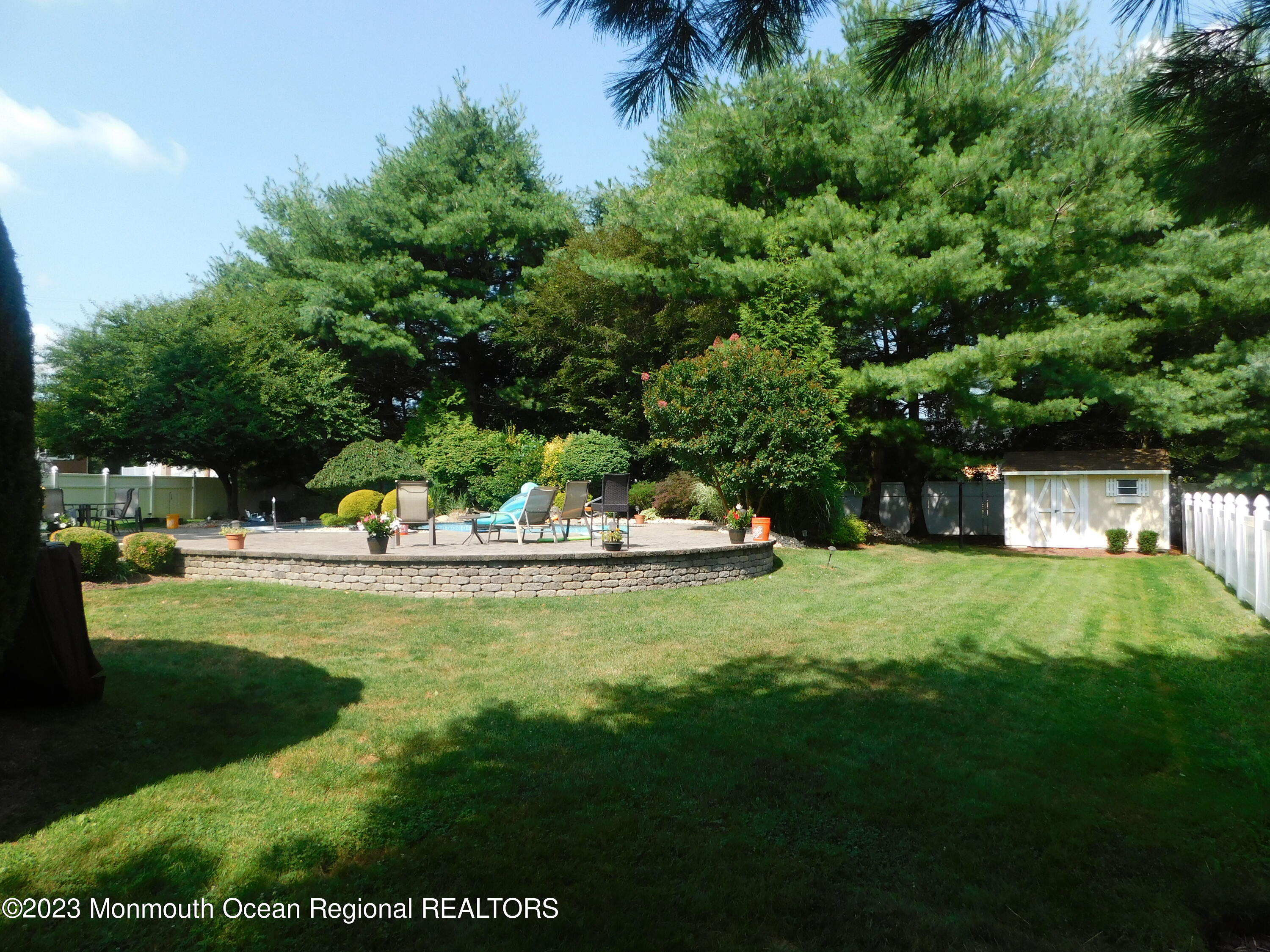 295 Broadway Freehold, NJ 07728 - Photo 24 of 39 DSCN0400
