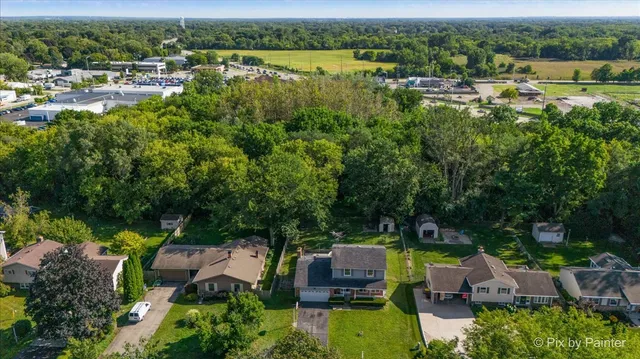 $299,900 | 7615 West Andrea Lane, Crystal Lake, IL 60012