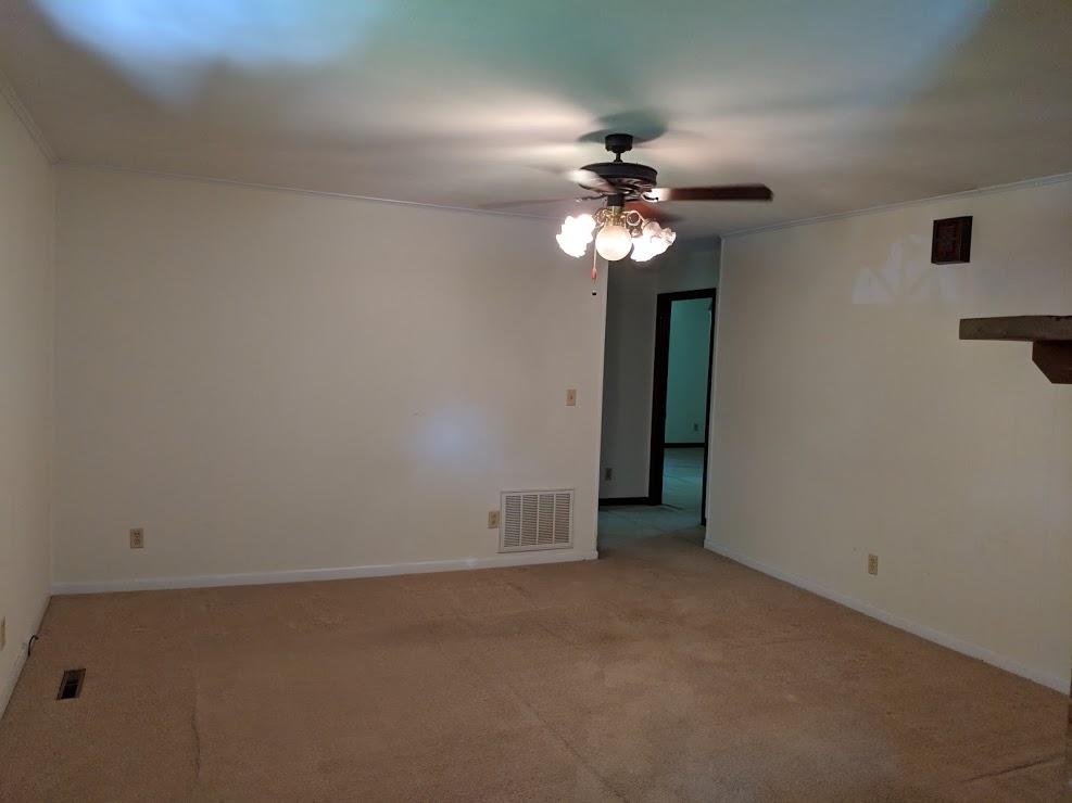 167 Scott Road Harriman, TN 37748 - Photo 11 of 32 living room