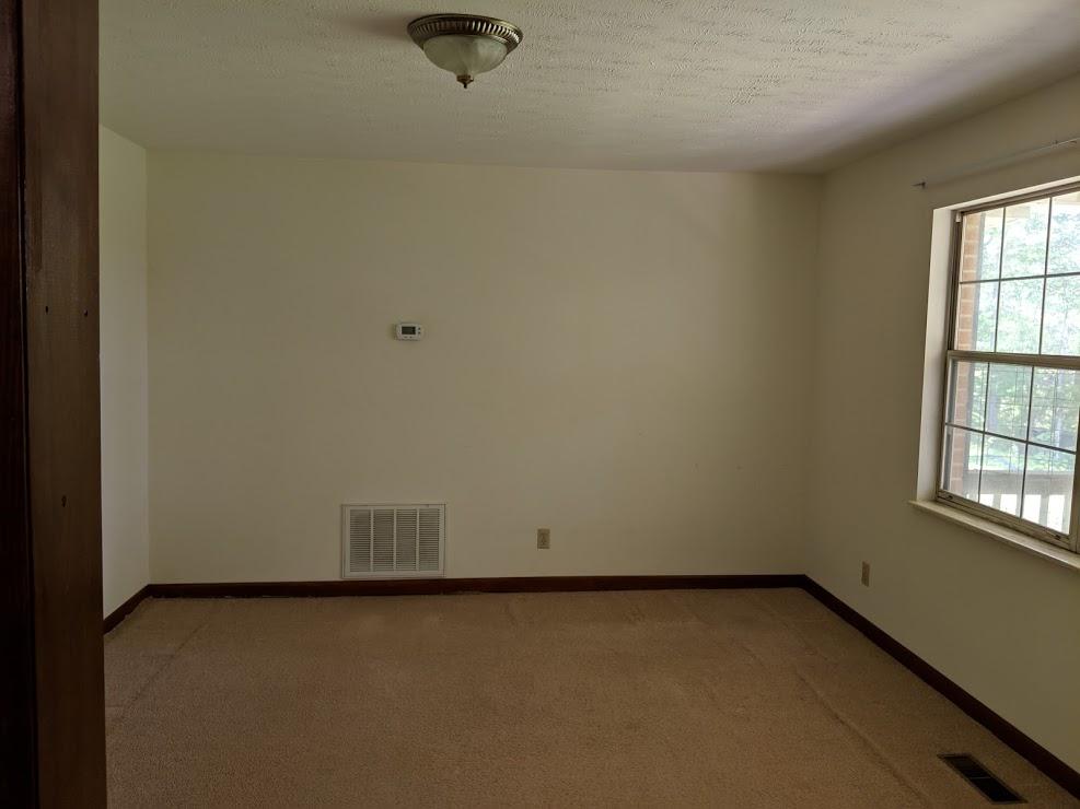 167 Scott Road Harriman, TN 37748 - Photo 21 of 32 front room 2