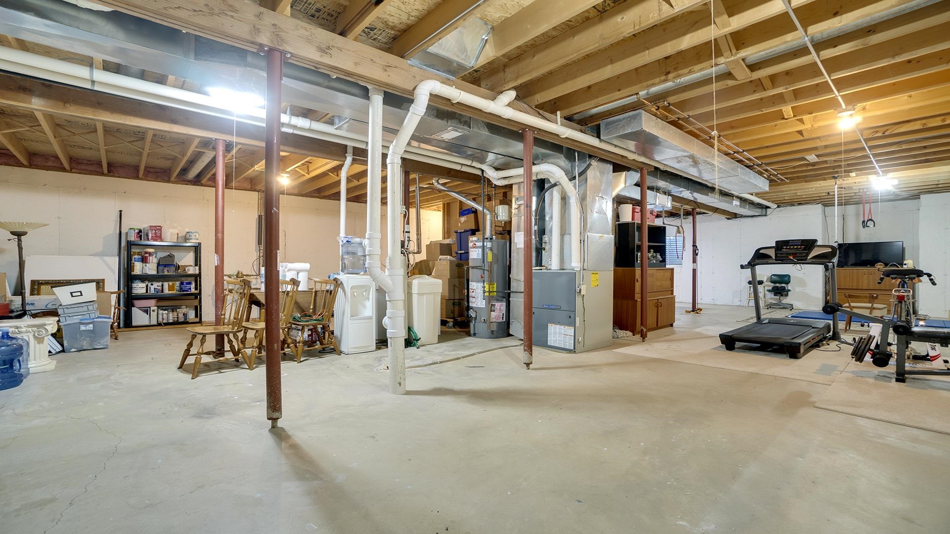 604 Commander Place Belvidere, IL 61008 - Photo 35 of 40 a view of a room with gym equipment