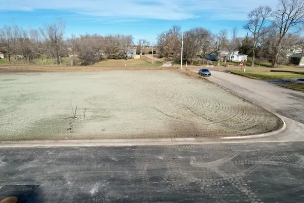 $20,000 | 201 4th Avenue Southeast, Pelican Rapids, MN 56572