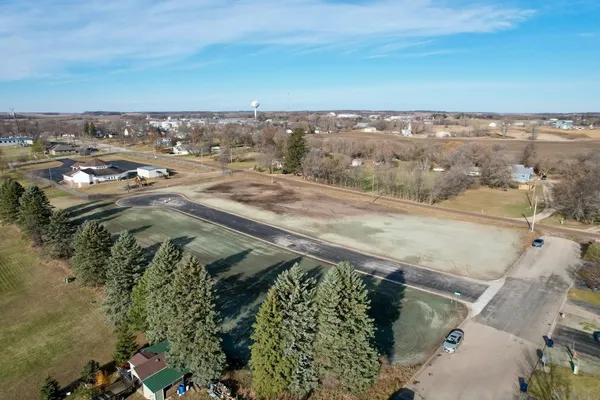 $20,000 | 201 4th Avenue Southeast, Pelican Rapids, MN 56572