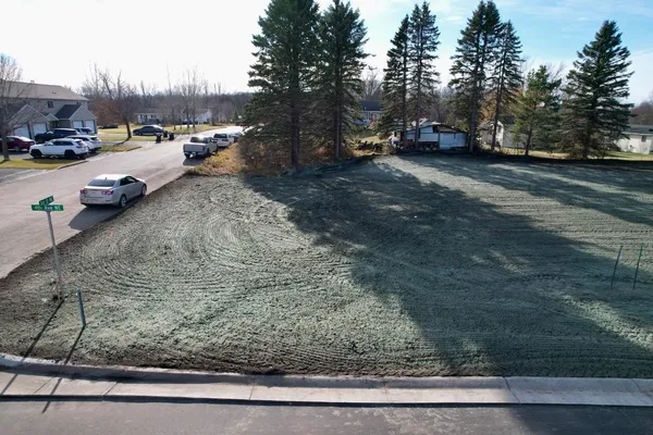 $20,000 | 201 4th Avenue Southeast, Pelican Rapids, MN 56572