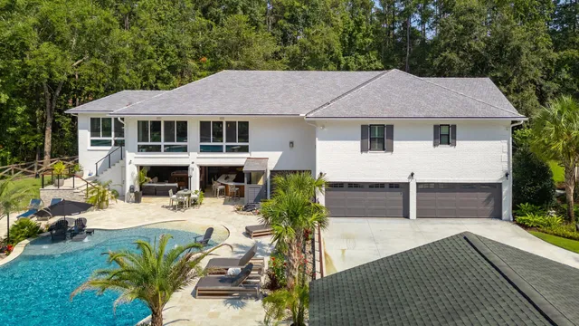 $2,884,888 | 521 Cypress Point Drive, Summerville, SC 29486
