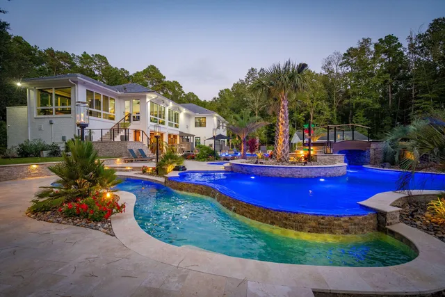 $2,884,888 | 521 Cypress Point Drive, Summerville, SC 29486