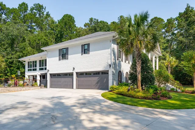 $2,884,888 | 521 Cypress Point Drive, Summerville, SC 29486