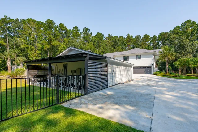$2,884,888 | 521 Cypress Point Drive, Summerville, SC 29486