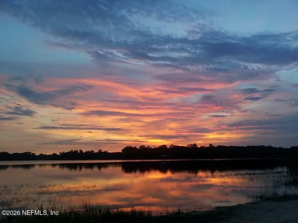 $525,000 | 10 Central Avenue, Crescent City, FL 32112