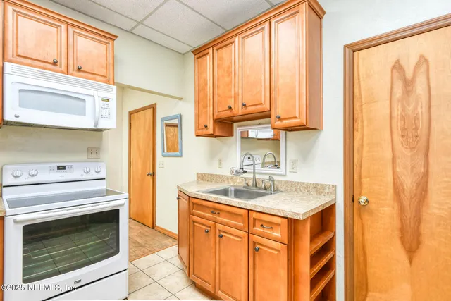 $599,000 | 10 Central Avenue, Crescent City, FL 32112