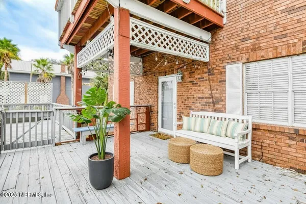 $525,000 | 10 Central Avenue, Crescent City, FL 32112