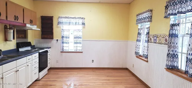 $599,000 | 10 Central Avenue, Crescent City, FL 32112