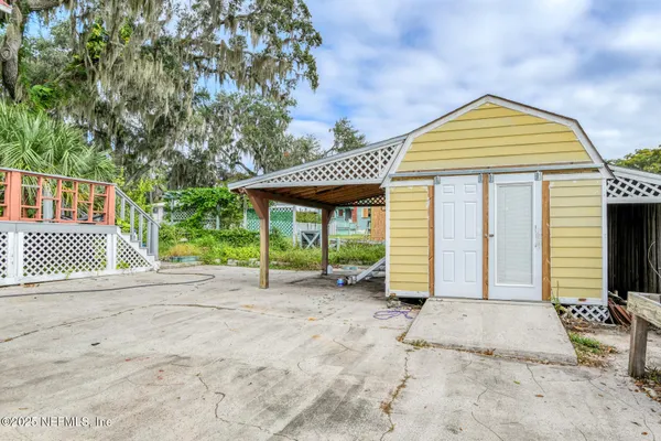 $525,000 | 10 Central Avenue, Crescent City, FL 32112