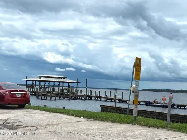 $525,000 | 10 Central Avenue, Crescent City, FL 32112