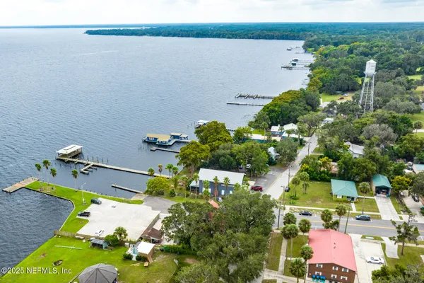 $525,000 | 10 Central Avenue, Crescent City, FL 32112