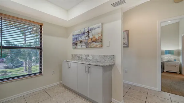 $2,200 | 4462 Weybridge Street, Unit 72, Sarasota, FL 34235