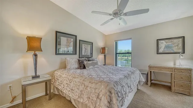 $2,200 | 4462 Weybridge Street, Unit 72, Sarasota, FL 34235