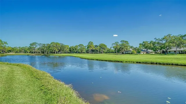 $2,200 | 4462 Weybridge Street, Unit 72, Sarasota, FL 34235