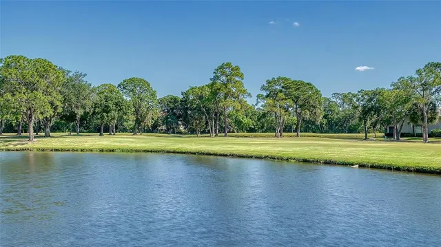 $2,200 | 4462 Weybridge Street, Unit 72, Sarasota, FL 34235