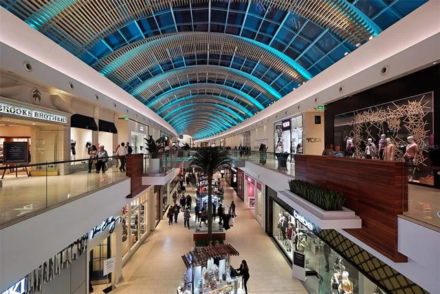 $2,200 | 4462 Weybridge Street, Unit 72, Sarasota, FL 34235