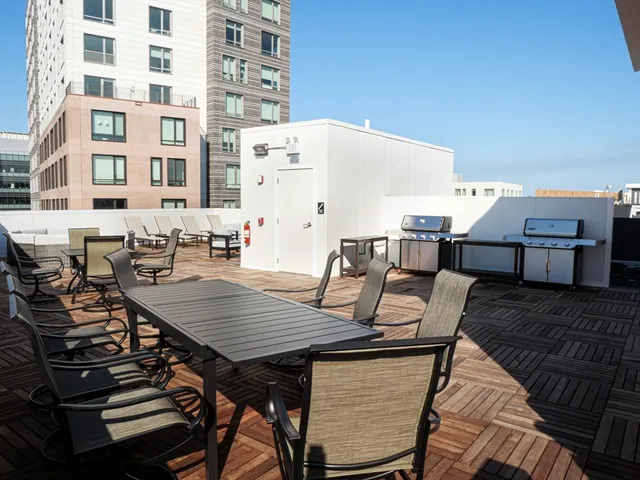 $3,020 | 38 Hichborn Street, Unit 303, Boston, MA 02135