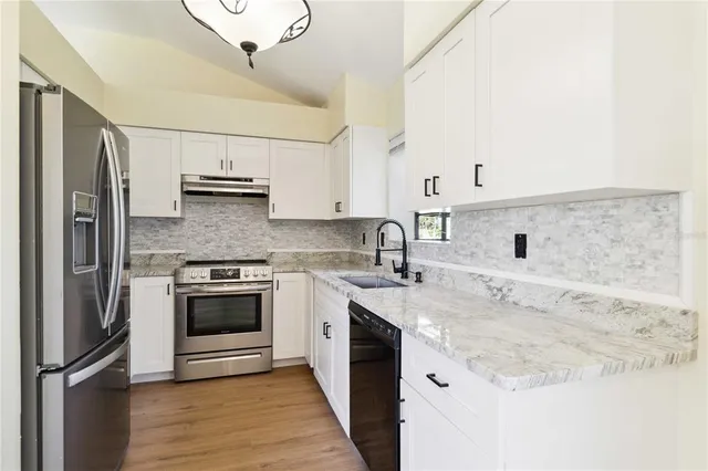 $2,100 | 3509 65th Ave Circle East, Sarasota, FL 34243