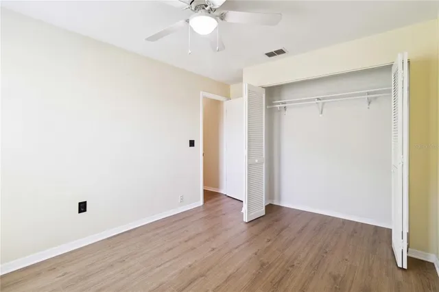 $2,100 | 3509 65th Ave Circle East, Sarasota, FL 34243