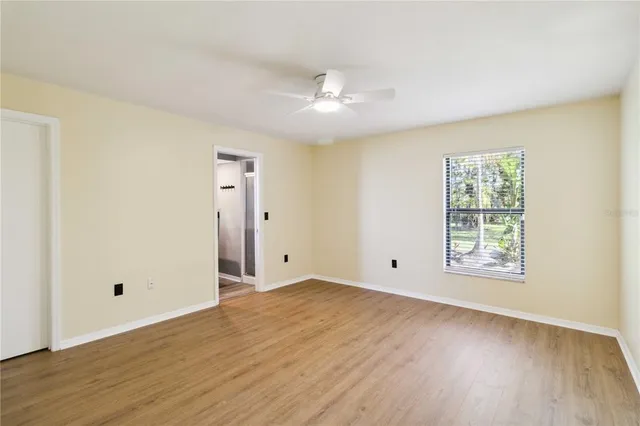 $2,100 | 3509 65th Ave Circle East, Sarasota, FL 34243