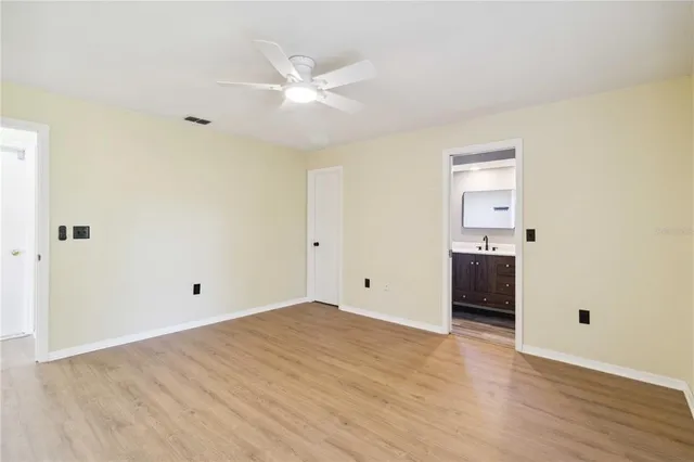 $2,100 | 3509 65th Ave Circle East, Sarasota, FL 34243