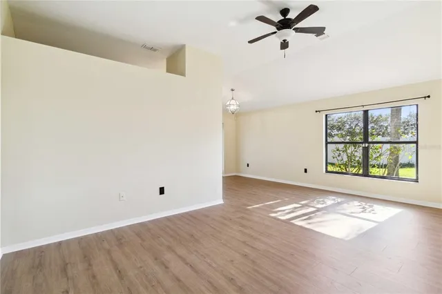 $2,100 | 3509 65th Ave Circle East, Sarasota, FL 34243