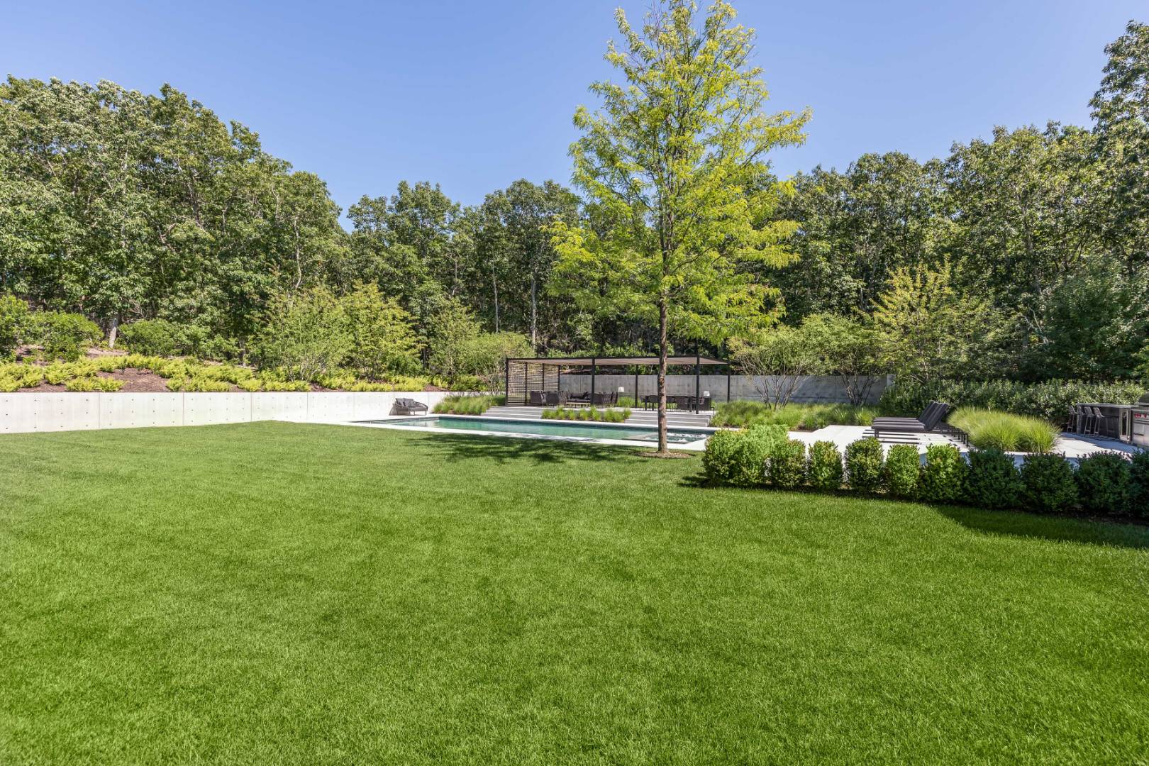 42 Old Noyack Path Sag Harbor, NY 11963 - Photo 37 of 43 a view of a park