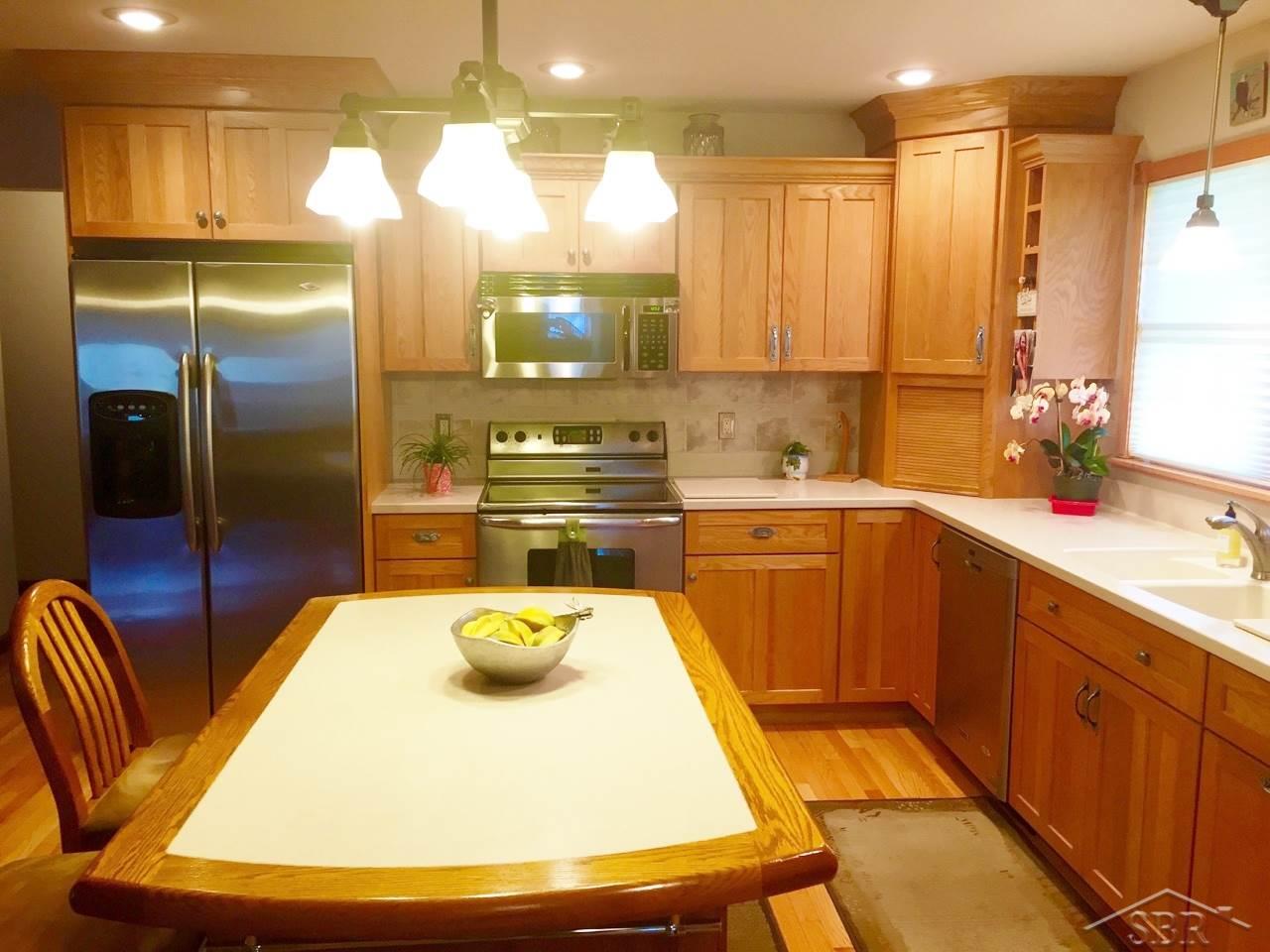 4505 Midland Road Saginaw, MI 48603 - Photo 12 of 33 31317897-11.JPG