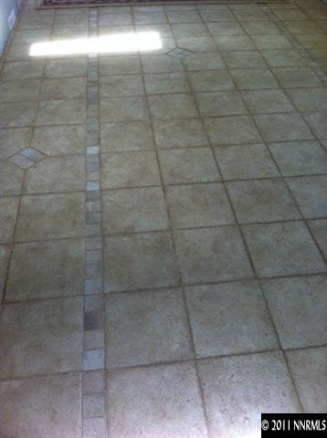 1383 Antelope Valley Road Reno, NV 89506 - Photo 8 of 13 a bathroom with a shower