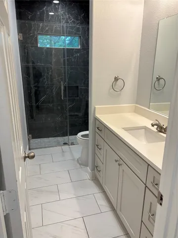 $1,800 | 205 Mcelroy Avenue, Wharton, TX 77488