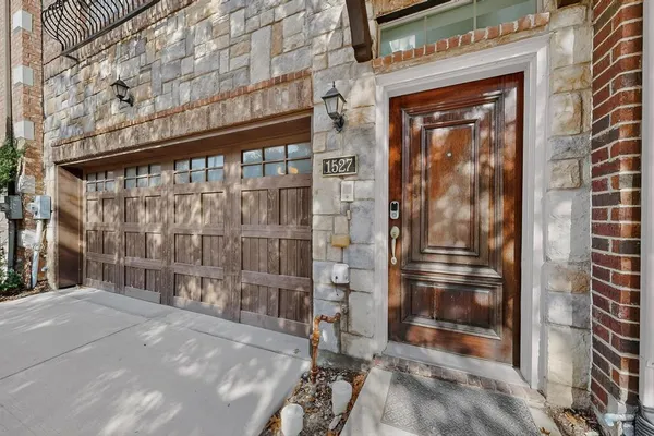 a view of front door of house