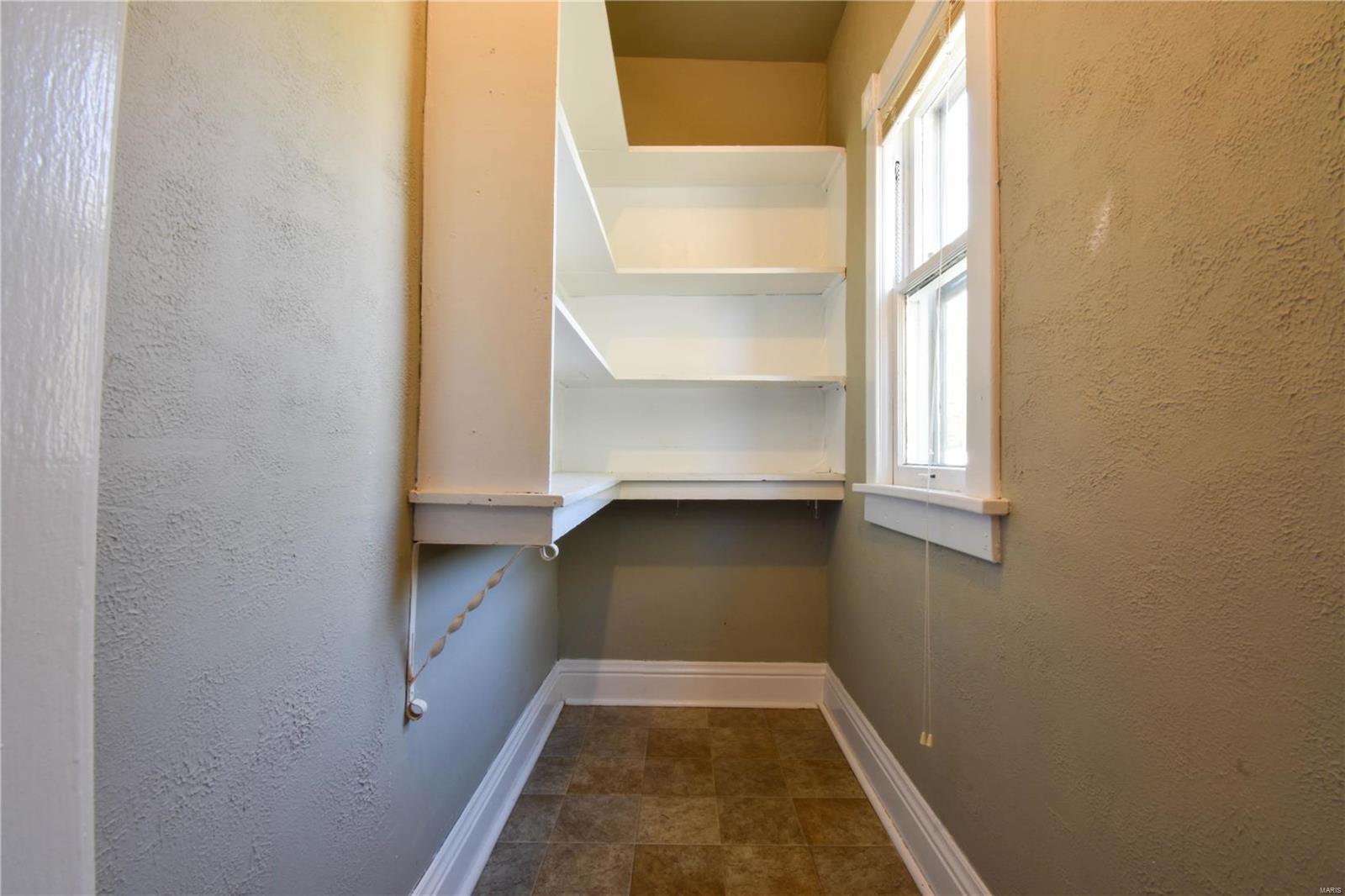 619 East Main Street Staunton, IL 62088 - Photo 6 of 13