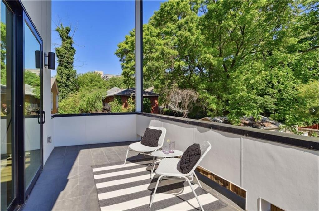 536 Highland Avenue Northeast, Unit B Atlanta, GA 30312 - Photo 21 of 62 a view of balcony with furniture