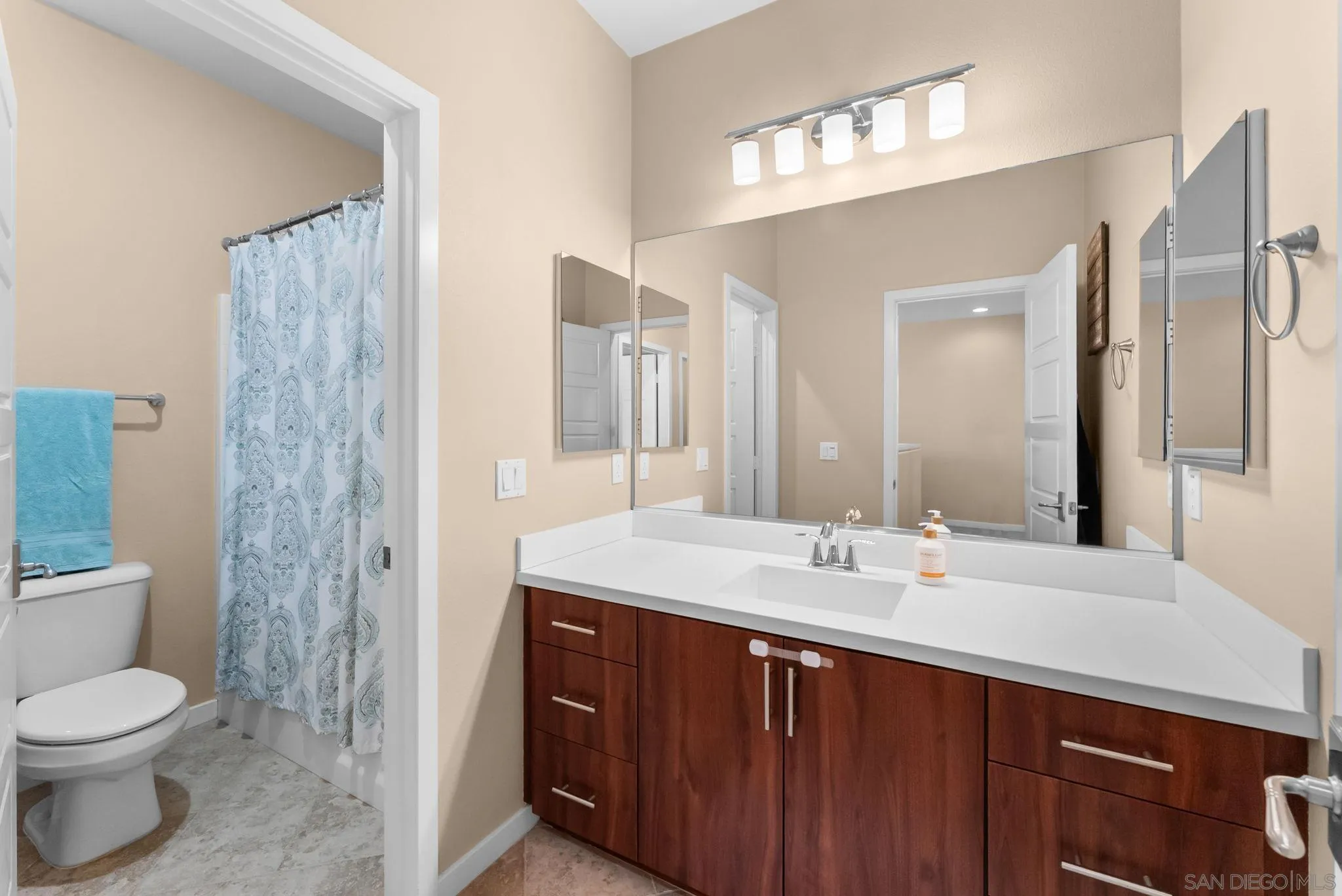 2405 Copper Way Carlsbad, CA 92009 - Photo 23 of 53