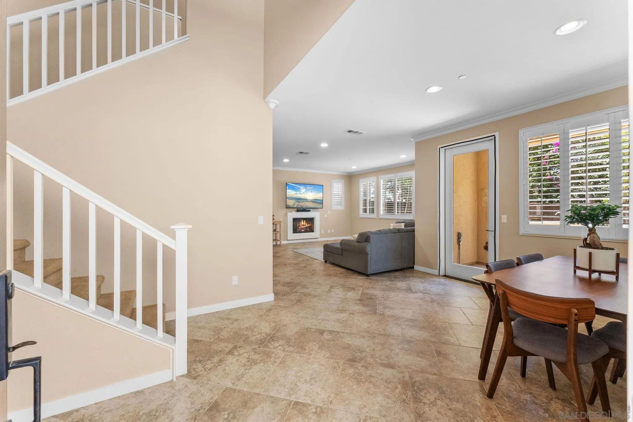 2405 Copper Way Carlsbad, CA 92009 - Photo 5 of 53